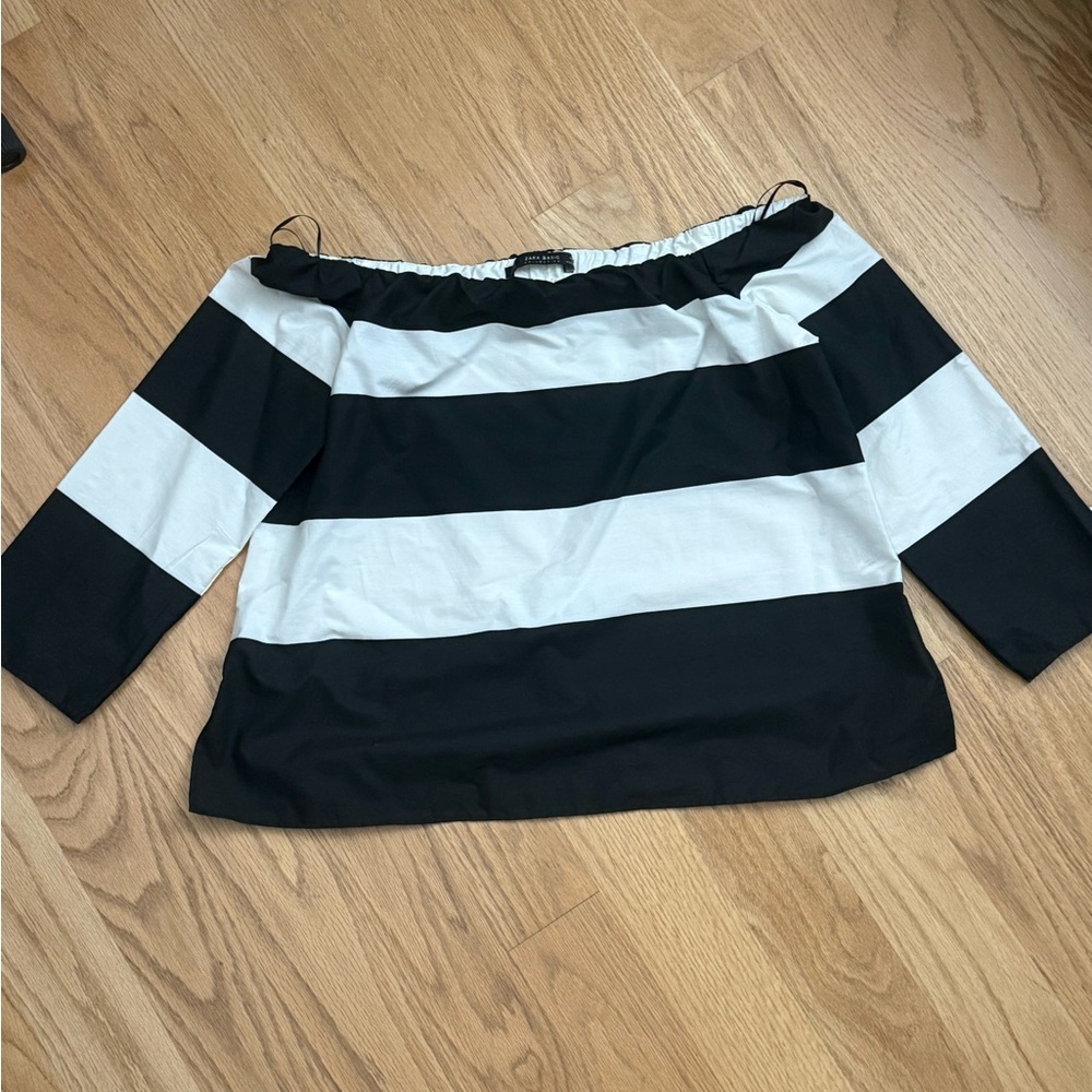 Zara Blouse Off-Shoulder, 3/4 Sleeve, Size M Black White Lightweight NWT